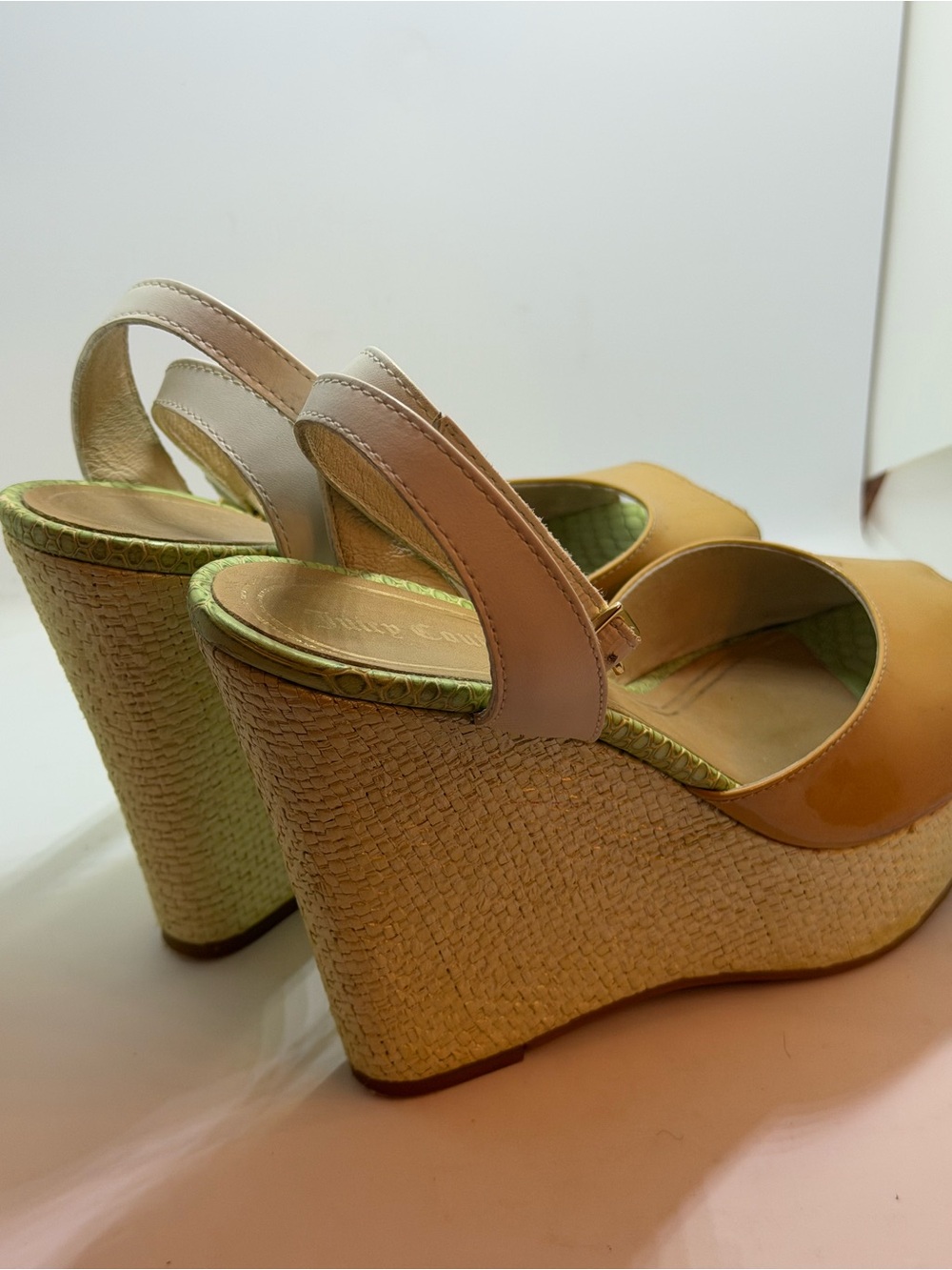 Juicy Couture Tan Patent Peep-Toe Platform Sandals with Green Insole - Picture 4 of 8